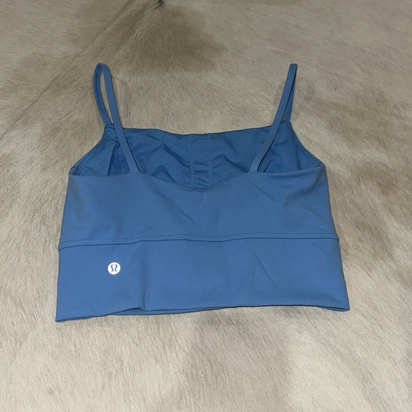Lululemon top size 6 - Picture 2 of 4